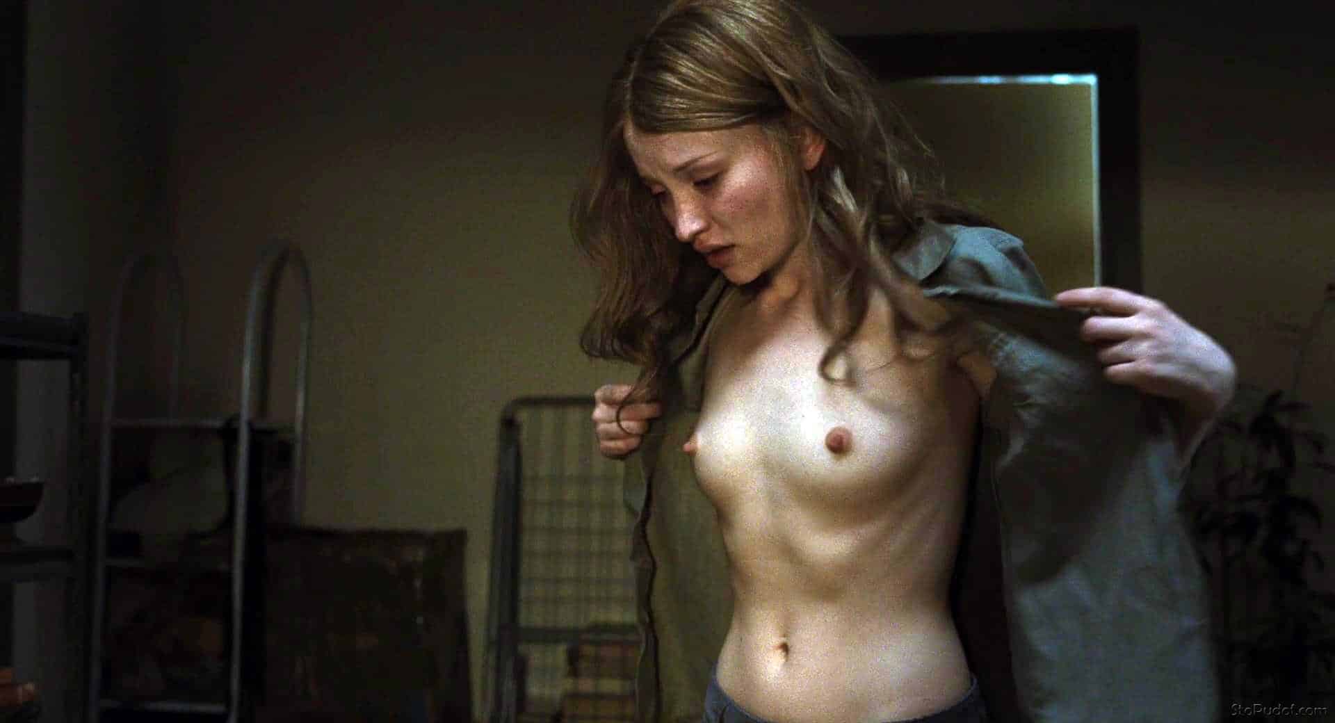 Browning porno emily Emily Browning