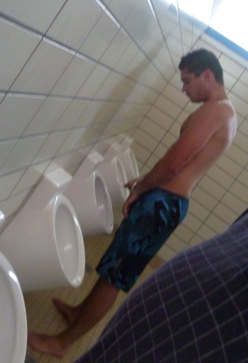 Cutlass reccomend urinal guy peeing