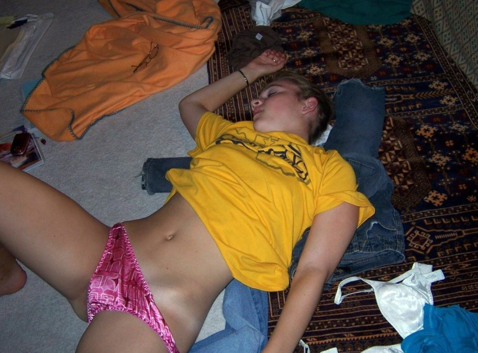 best of Teen passed outdrunk