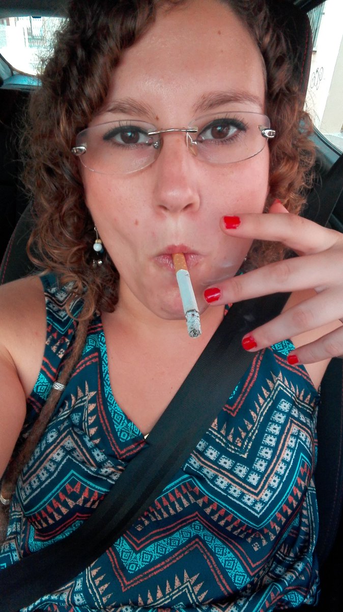 Caesar recommendet girl cough smoker
